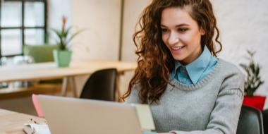 Come scrivere un curriculum senza esperienza (esempi)