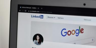 LinkedIn CV Ekleme Rehberi ve İpuçları